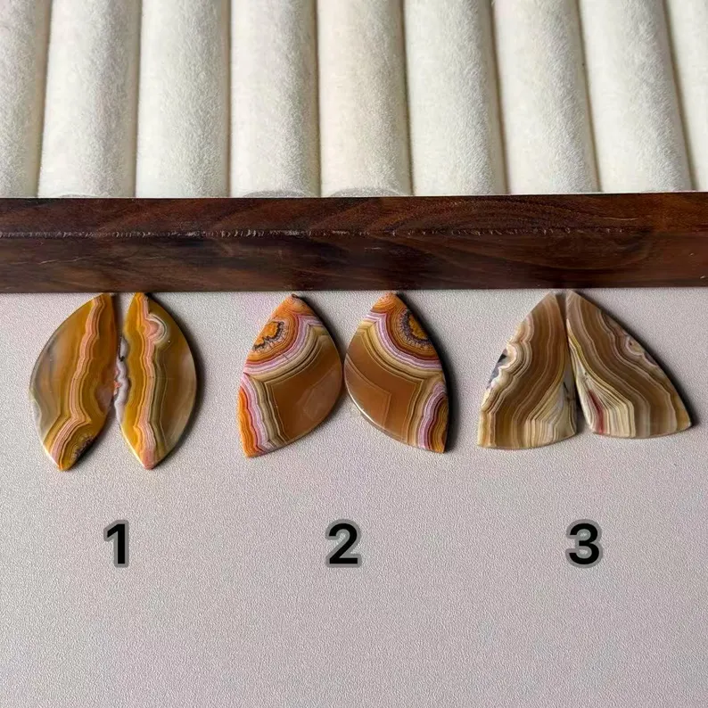 Mexican Laguna Lace Agate Polished Cabochon - Handcrafted Natural Gemstone from Chihuahua, Mexico