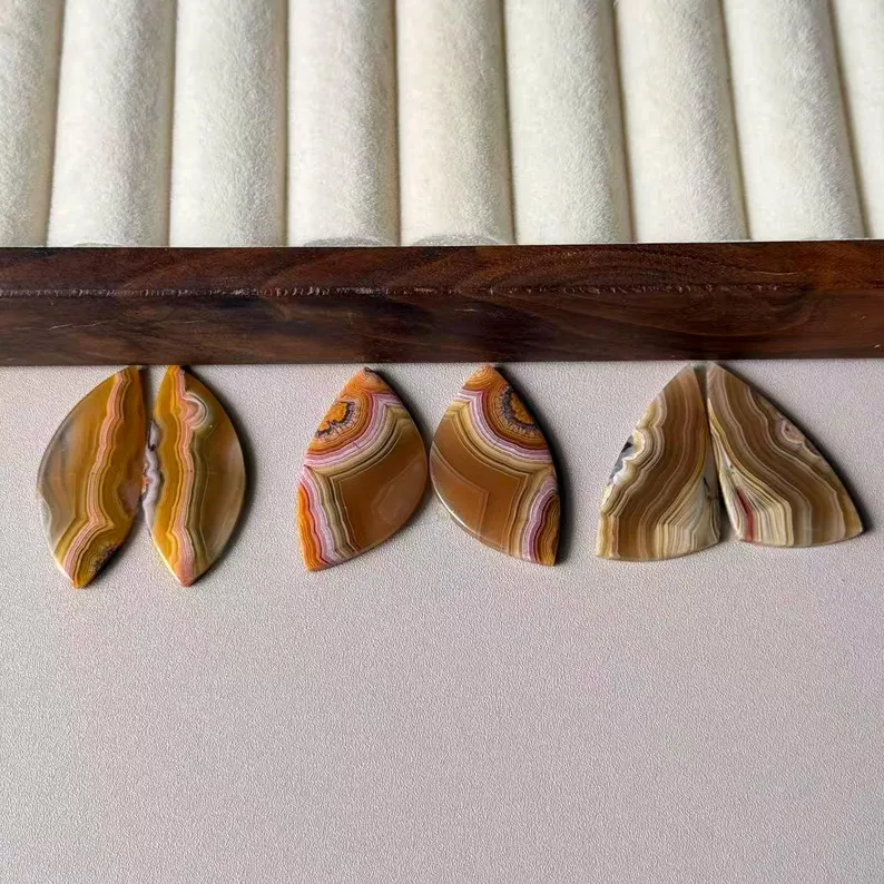 Mexican Laguna Lace Agate Polished Cabochon - Handcrafted Natural Gemstone from Chihuahua, Mexico
